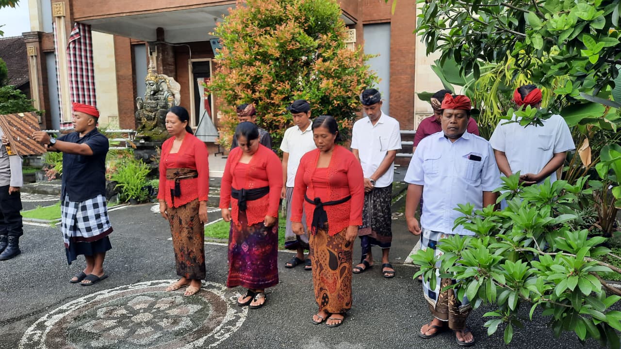 Pemerintah Desa Gubug Gelar Apel Peringatan Hari Desa Nasional